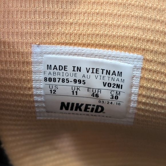 NikeiD Custom High-Top Sneakers - Black/Yellow - US 12 - Picture 4 of 7